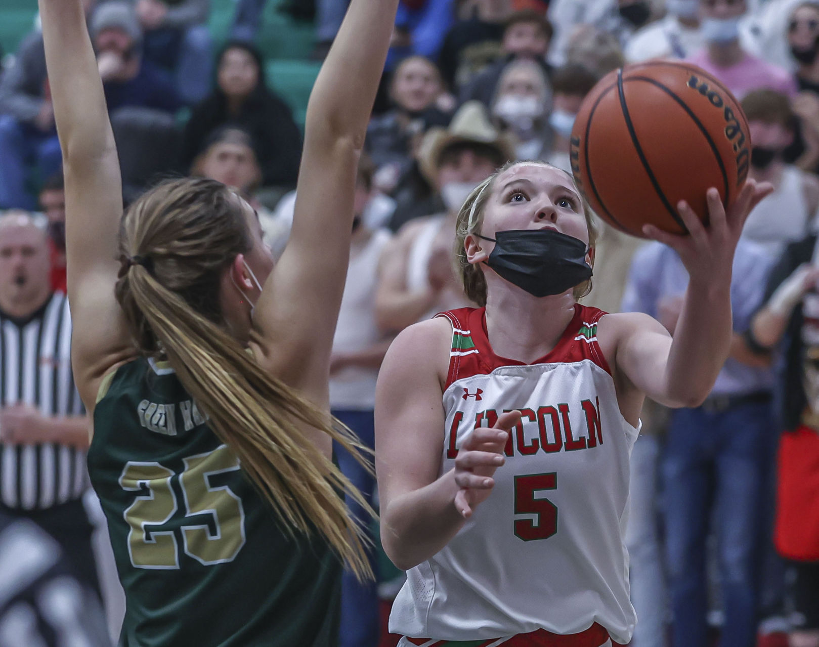 Mattoon girls at Lincoln 26 011422.JPG